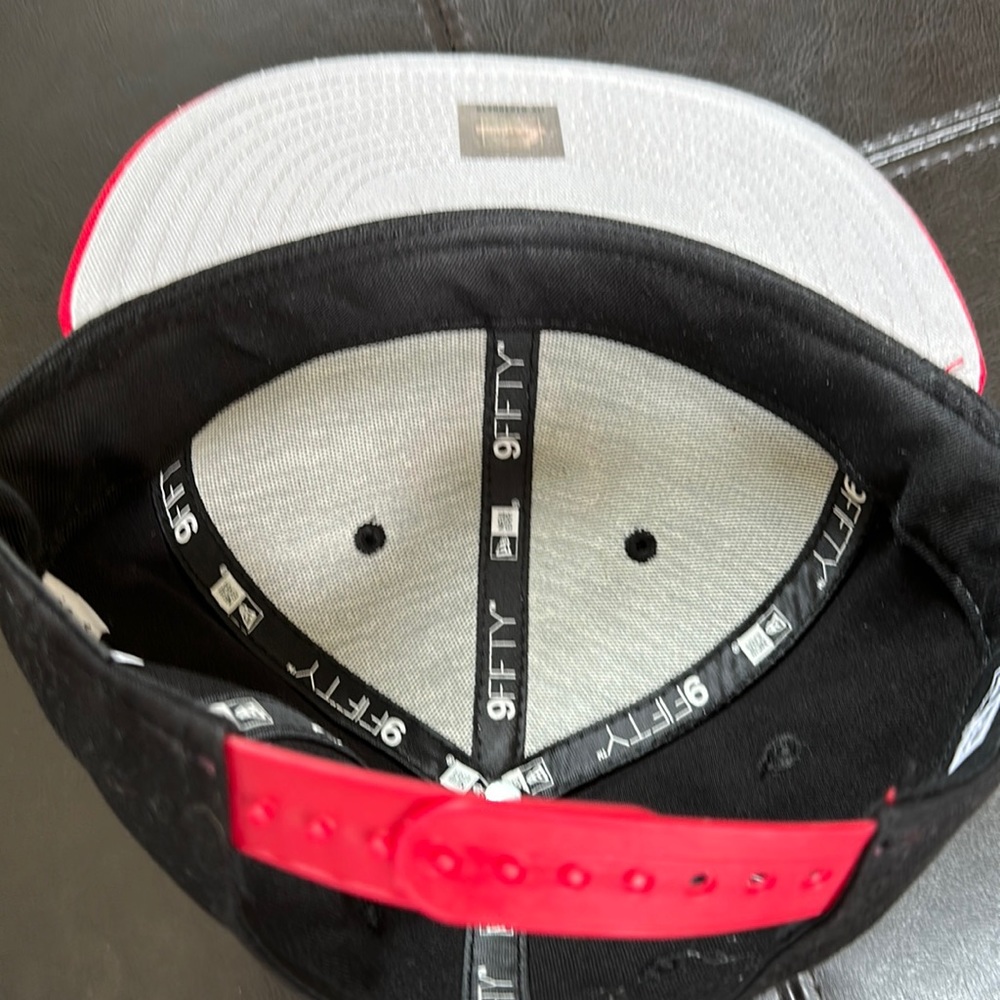 Chicago Bulls Hardwood Classics New Era 9Fifty youth snap back flat brim hat - Picture 10 of 16